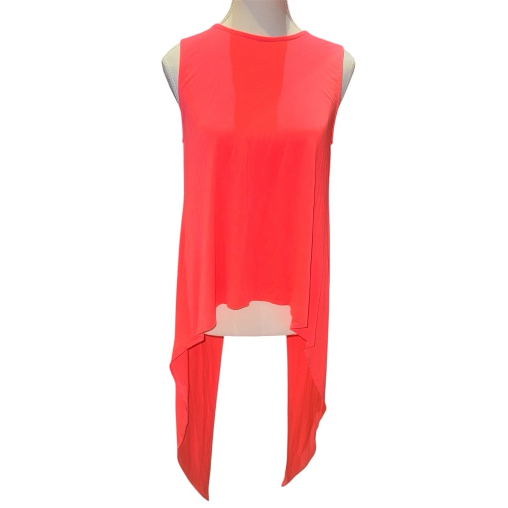 Asymmetrical zip back top